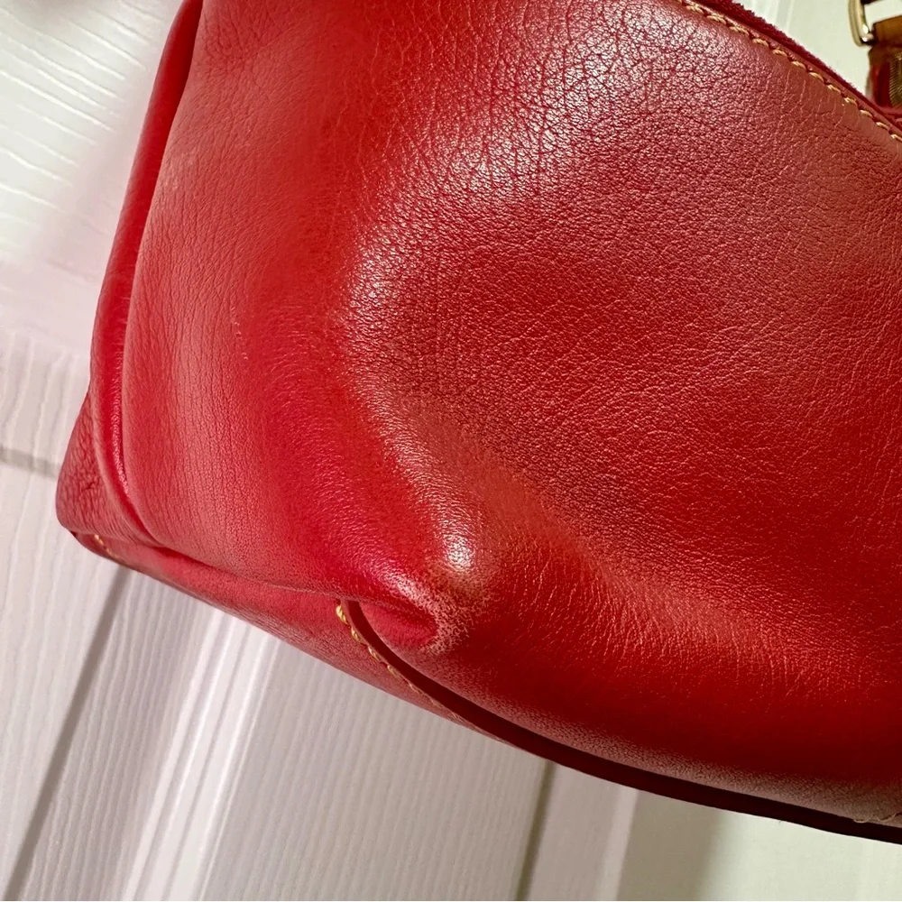 Dooney & Bourke Medium Shoulder Bag Mulberry Red Leather - Picture 14 of 17